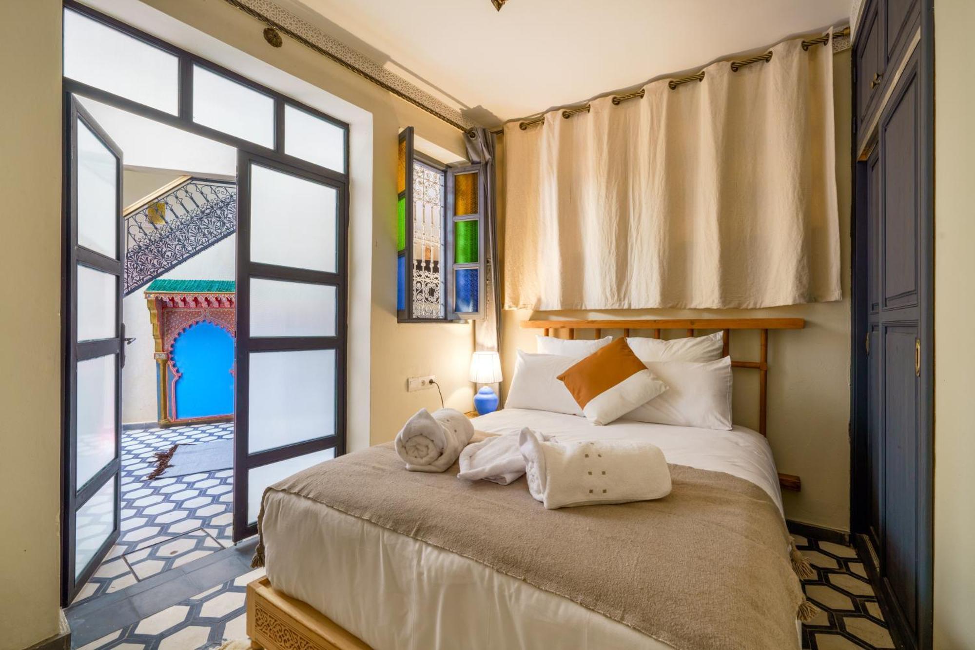 Riad 4 Chambres - Piscine & Petit Dejeuner Gratuit - Wifi Fibre Optique Marrakesh Exteriör bild