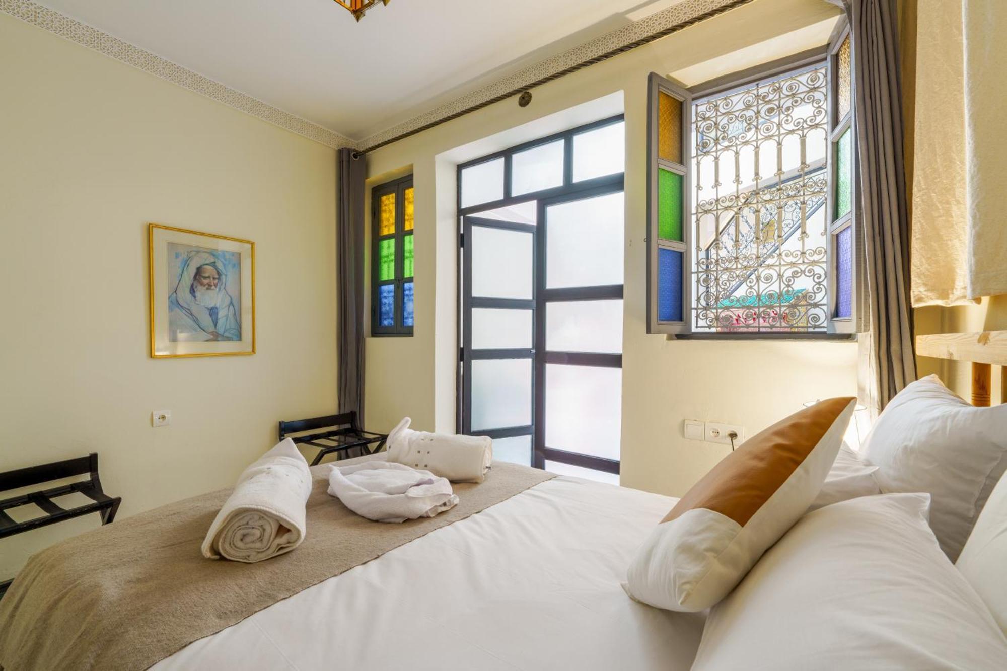 Riad 4 Chambres - Piscine & Petit Dejeuner Gratuit - Wifi Fibre Optique Marrakesh Exteriör bild