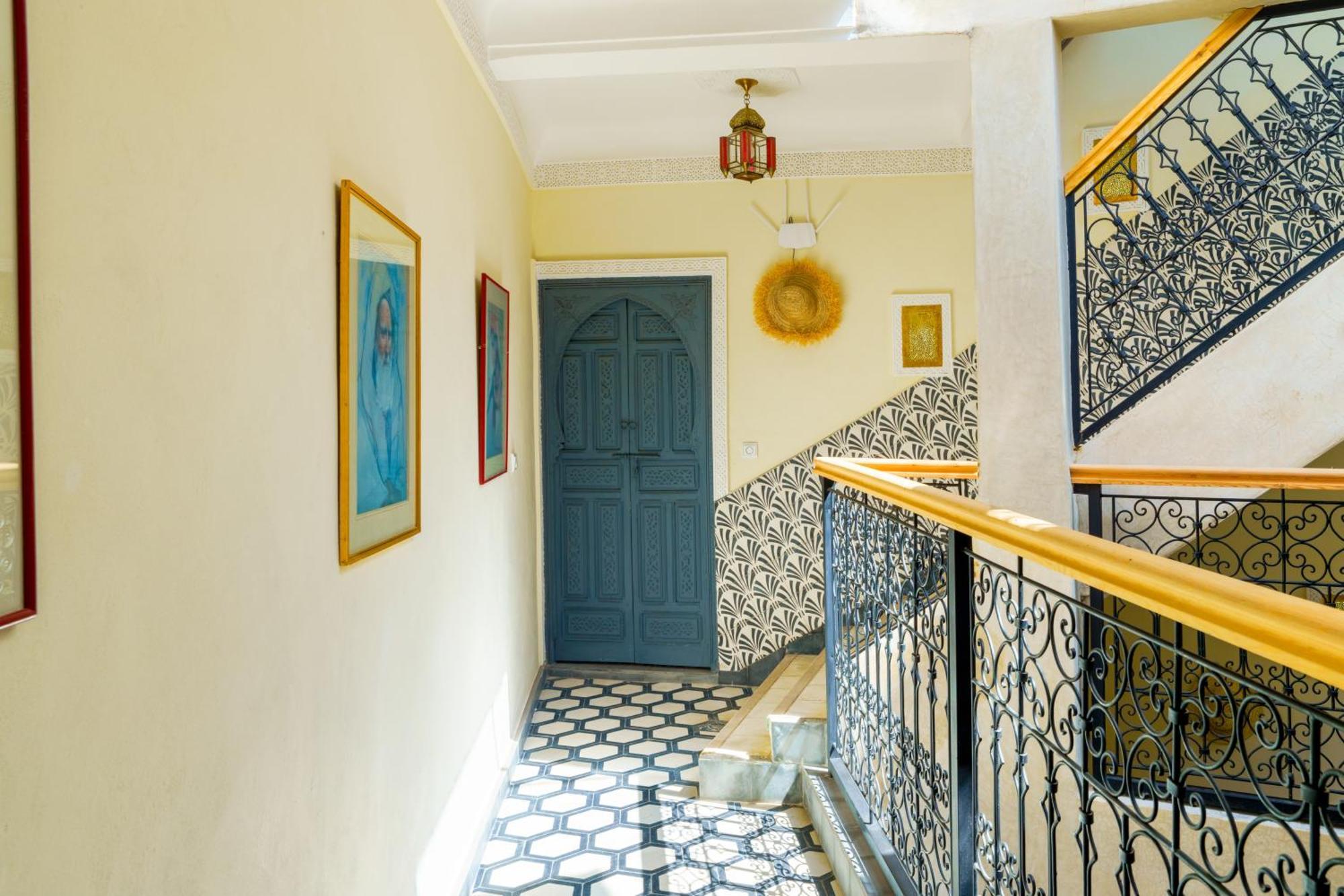 Riad 4 Chambres - Piscine & Petit Dejeuner Gratuit - Wifi Fibre Optique Marrakesh Exteriör bild