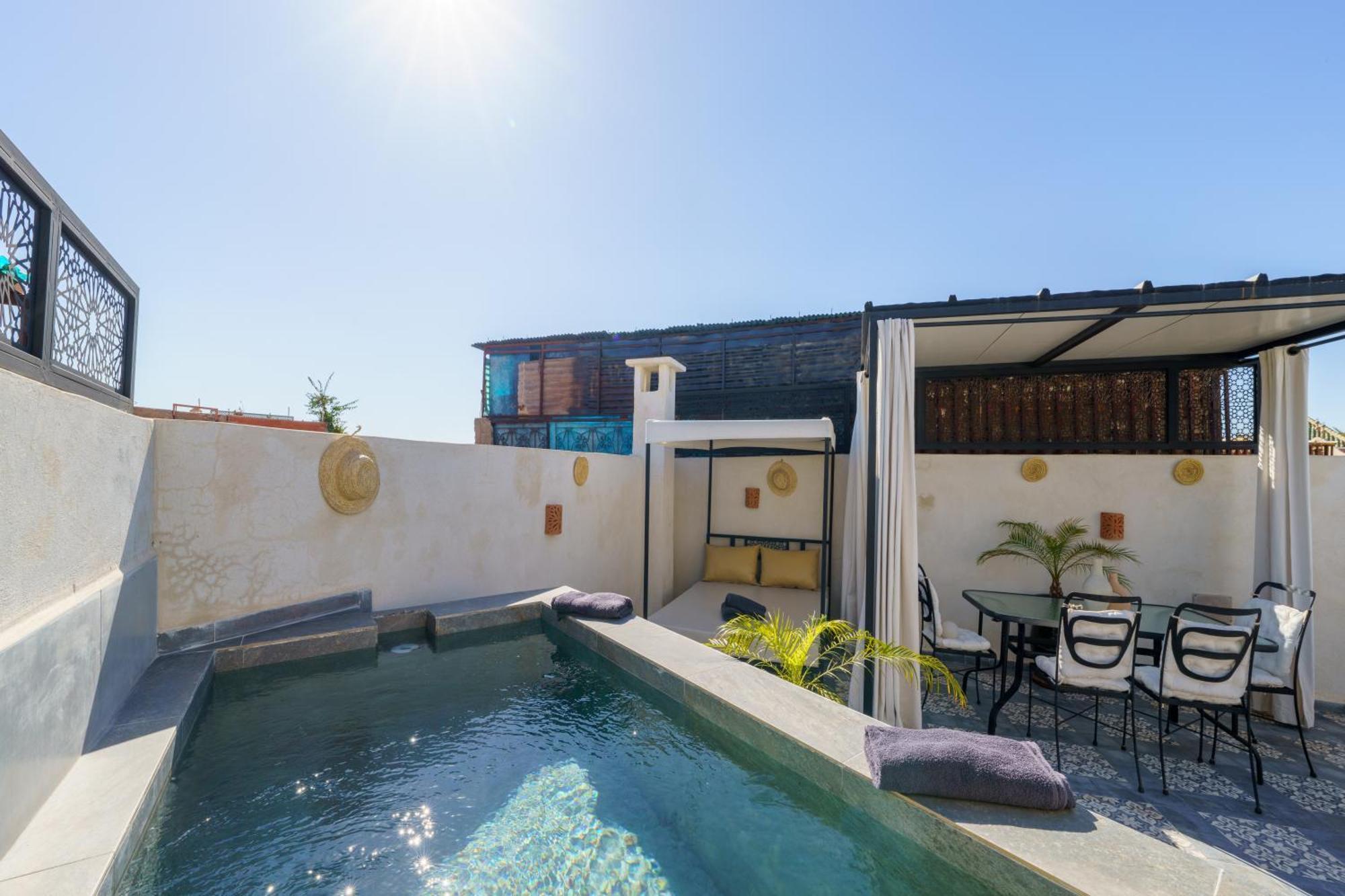 Riad 4 Chambres - Piscine & Petit Dejeuner Gratuit - Wifi Fibre Optique Marrakesh Exteriör bild